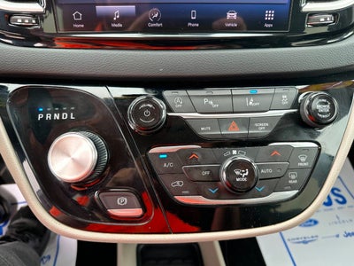 2023 Chrysler Pacifica Touring L 4dr Mini Van