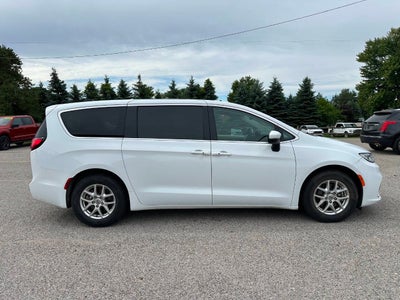 2023 Chrysler Pacifica Touring L 4dr Mini Van