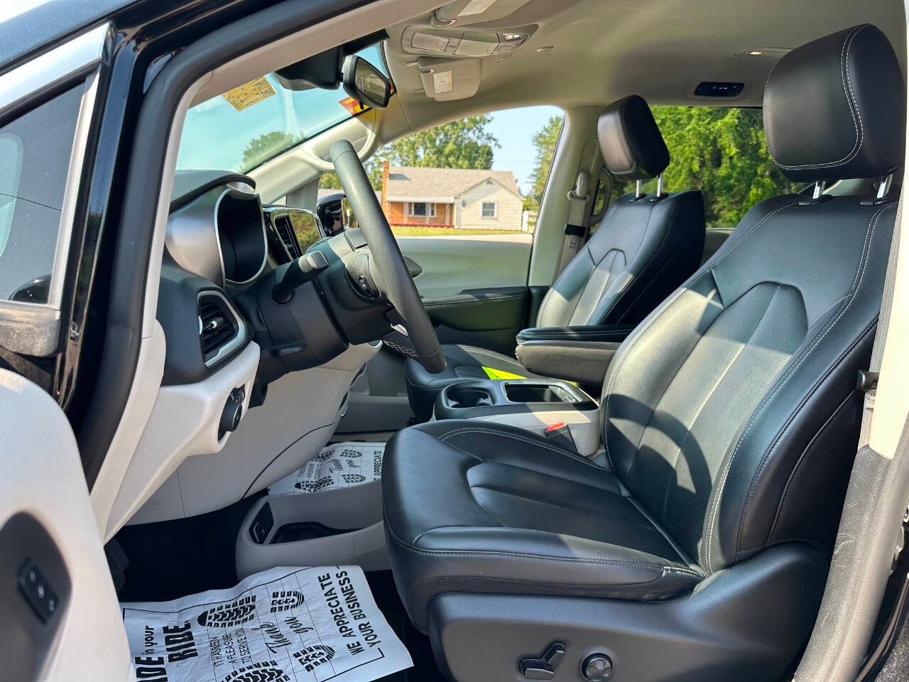2024 Chrysler Pacifica Touring L 4dr Mini Van