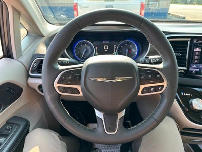 2024 Chrysler Pacifica Touring L 4dr Mini Van