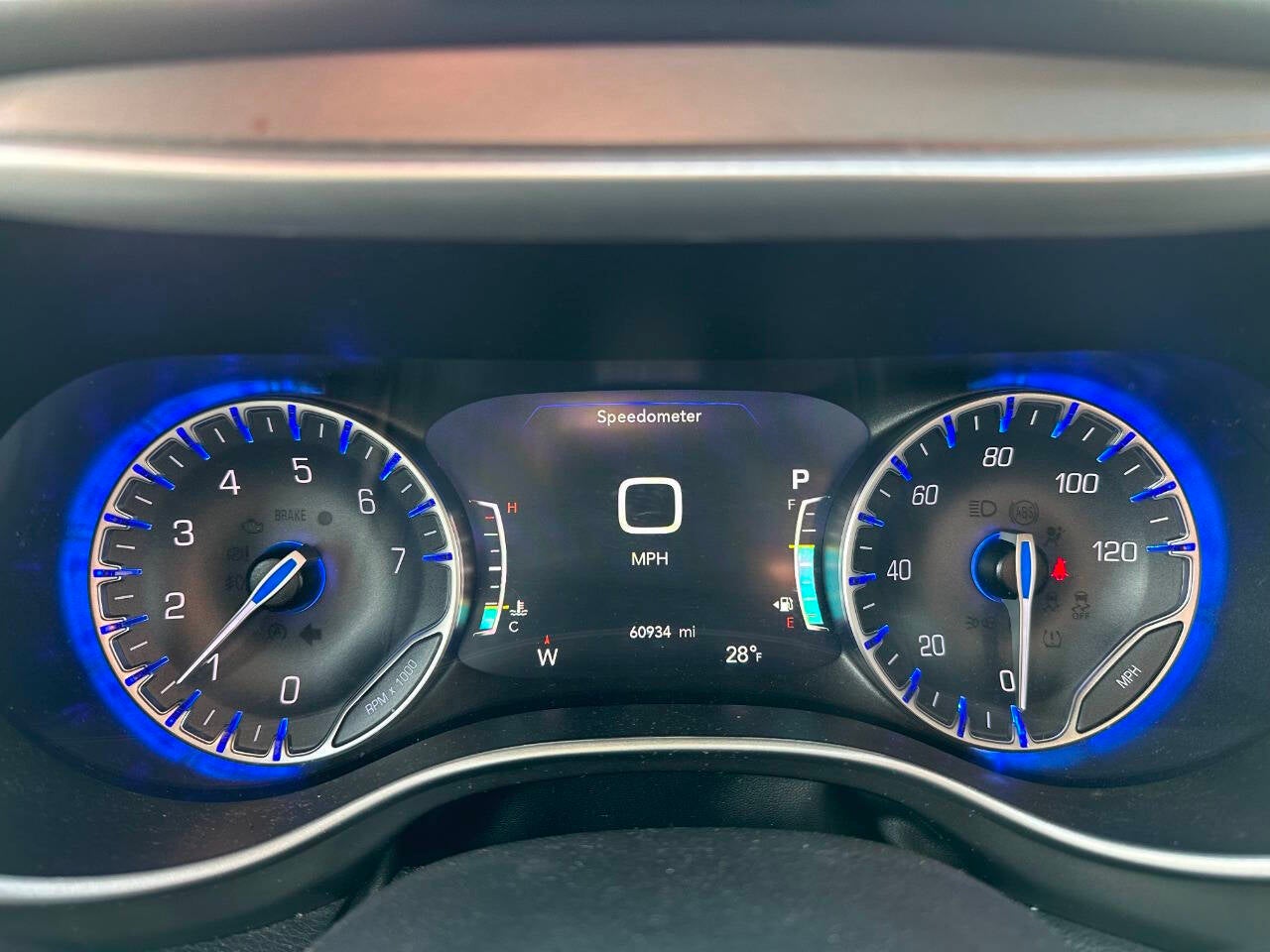 2023 Chrysler Pacifica Touring L 4dr Mini Van