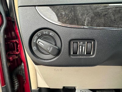 2013 Chrysler Town and Country Touring L 4dr Mini Van