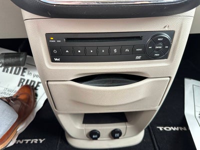 2013 Chrysler Town and Country Touring L 4dr Mini Van