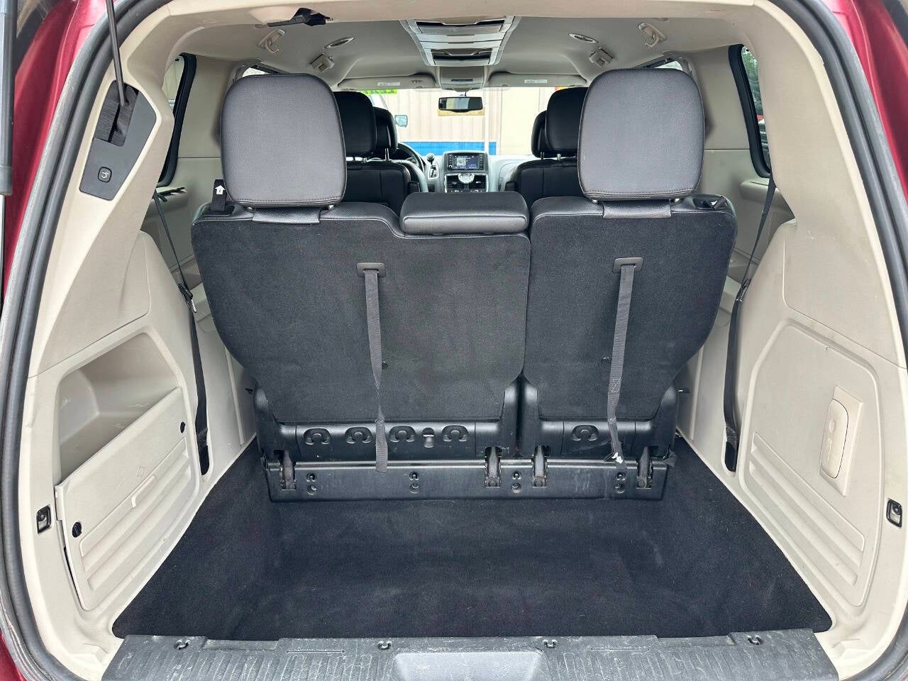 2013 Chrysler Town and Country Touring L 4dr Mini Van