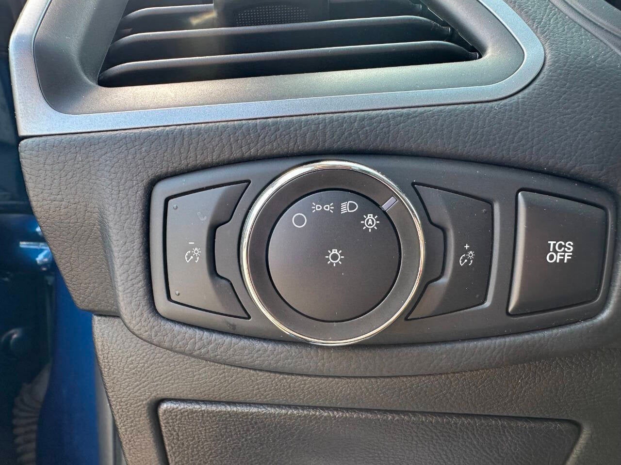 2020 Ford Edge SE 4dr Crossover