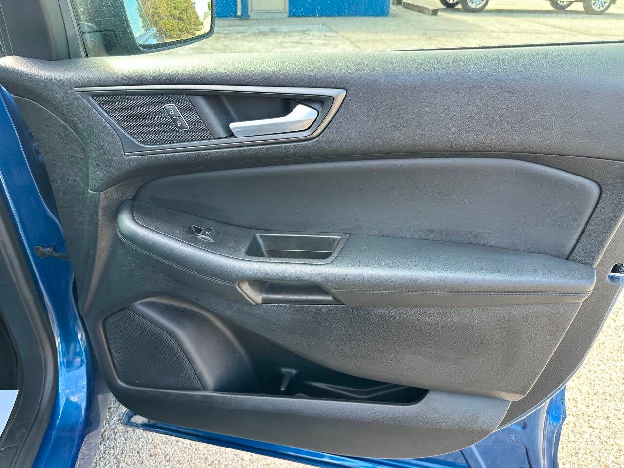 2020 Ford Edge SE 4dr Crossover