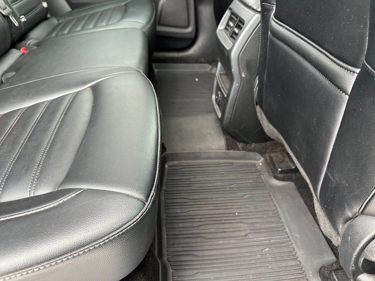 2019 Ford Edge SEL AWD 4dr Crossover