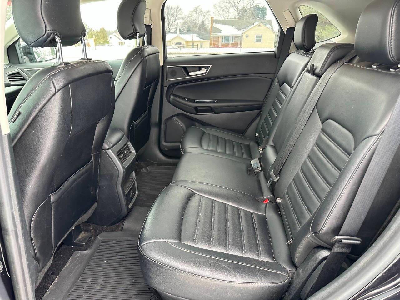 2019 Ford Edge SEL AWD 4dr Crossover