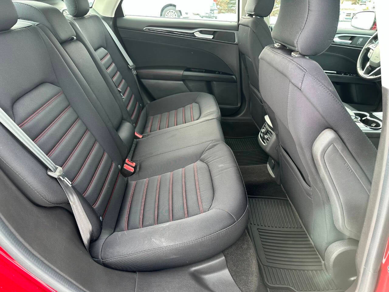 2015 Ford Fusion SE AWD 4dr Sedan