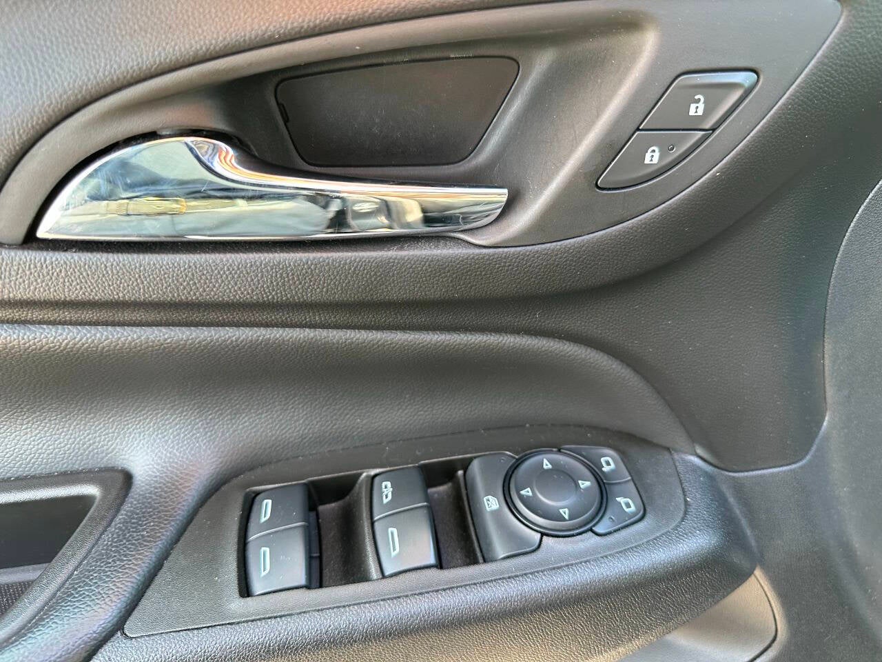 2023 Chevrolet Equinox LT 4x4 4dr SUV w/2FL