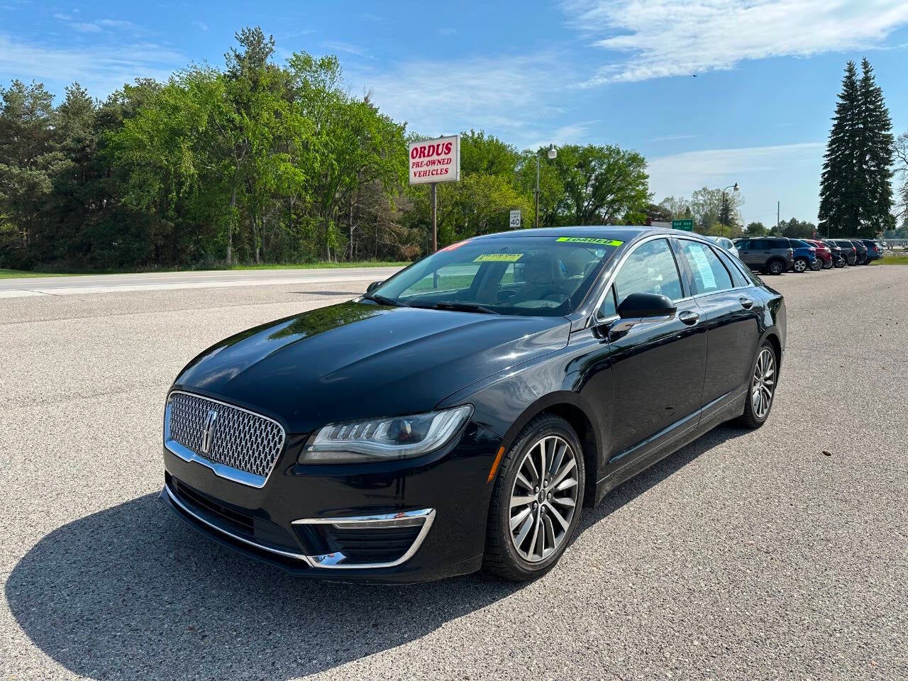 2017 Lincoln MKZ Select 4dr Sedan
