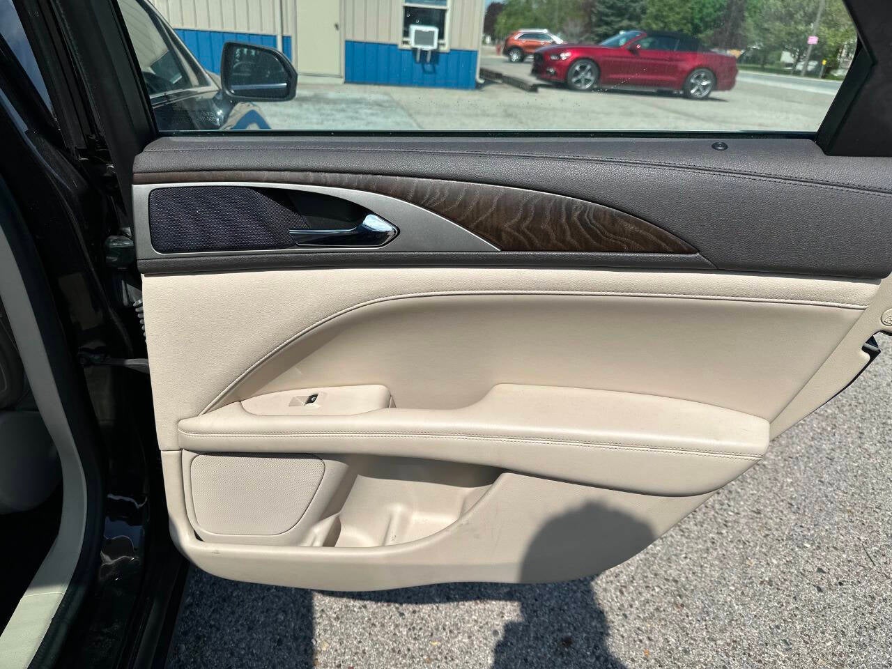 2017 Lincoln MKZ Select 4dr Sedan
