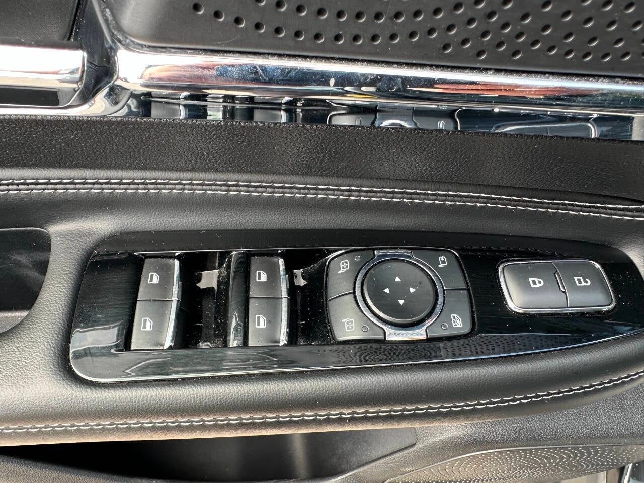 2023 Lincoln Corsair Standard AWD 4dr SUV