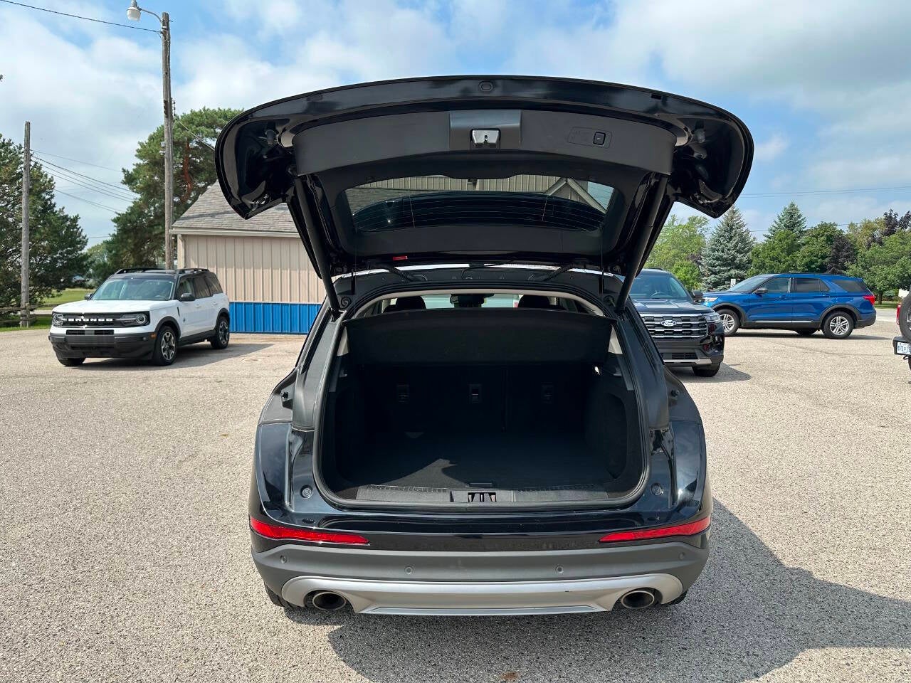 2023 Lincoln Corsair Standard AWD 4dr SUV