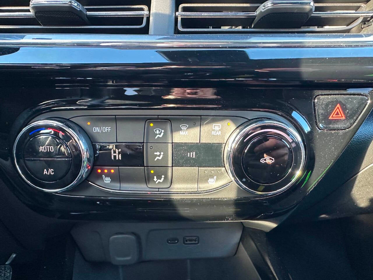 2024 Chevrolet Trax RS 4dr Crossover w/2RS